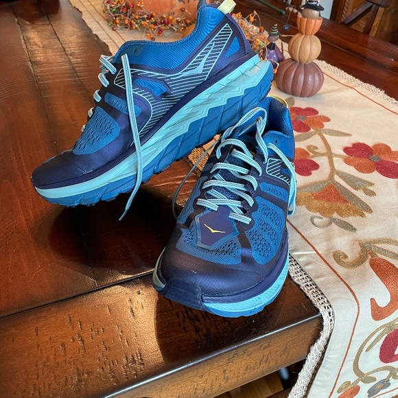 hoka one one stinson atr 5